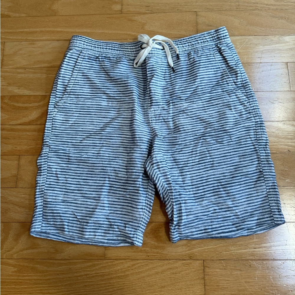 Men’s Striped Shorts